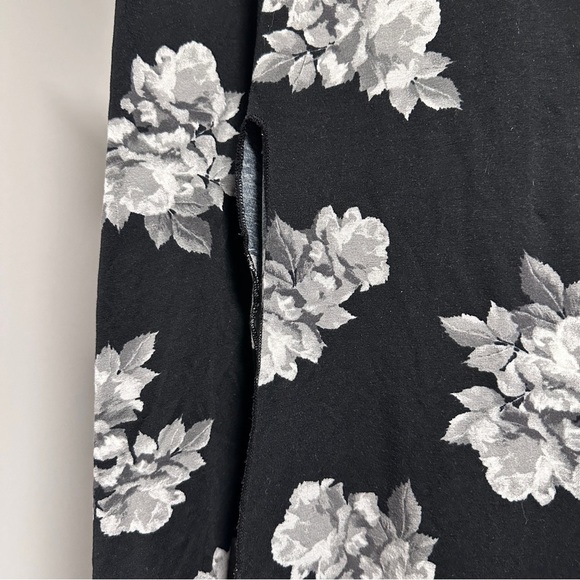 H&M Black White Floral Split Leg Maxi Skirt Women’s Size Medium Bodycon Romantic - Picture 4 of 15